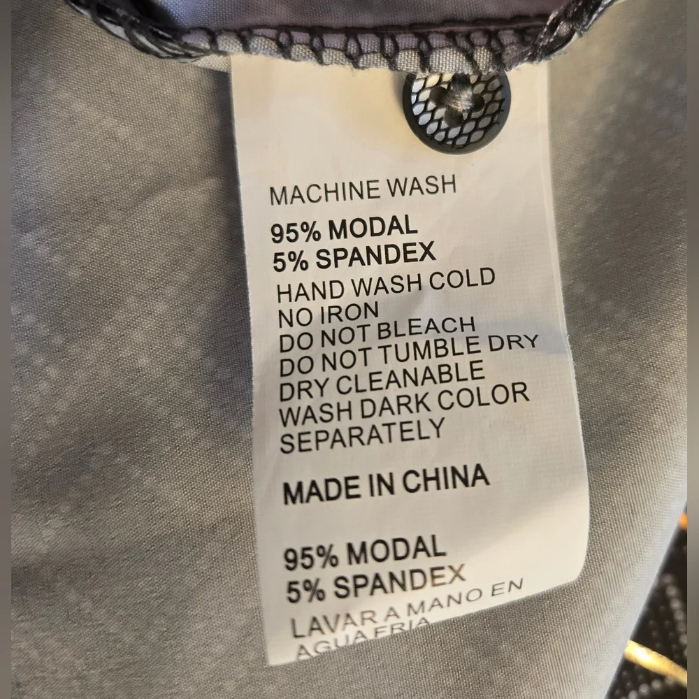 Men's Italian fashion Button Down Short Sleeves Shirt Black/Gold VIP collection - Picture 6 of 6